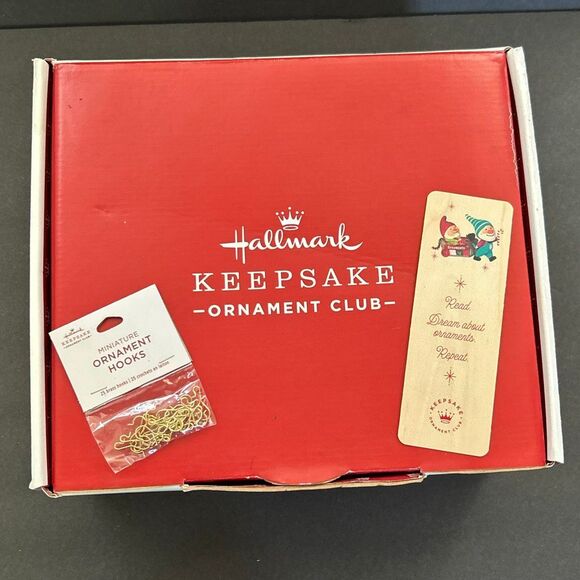 Hallmark Keepsake Ornament Club Members Exclusive Box Set 2024 Ollie Lia Shoppe - Picture 6 of 10